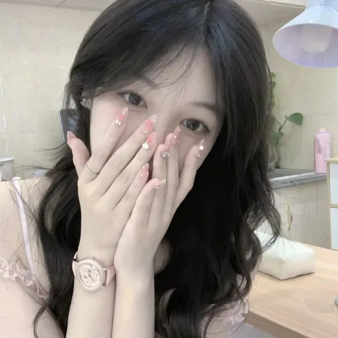 血红溅白纱